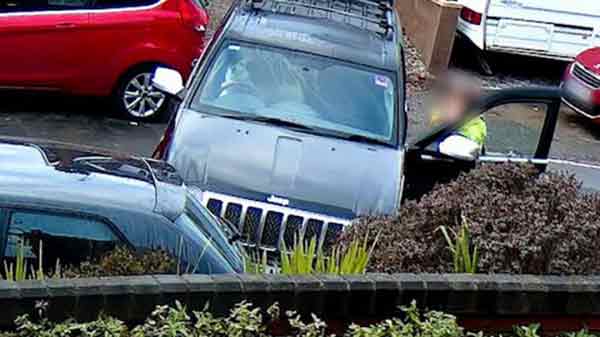 私家车连撞2车  肇事者是它