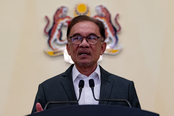Anwar,press conference