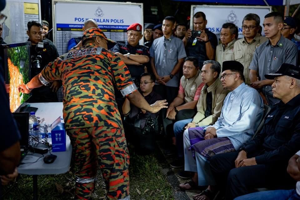 ◤峇冬加里露营地土崩◢政府将发罹难者家属1万抚恤金 首相：幸存者获1000援助金