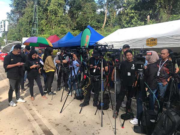 family 峇冬加里 露营地 土崩 Batang Kali