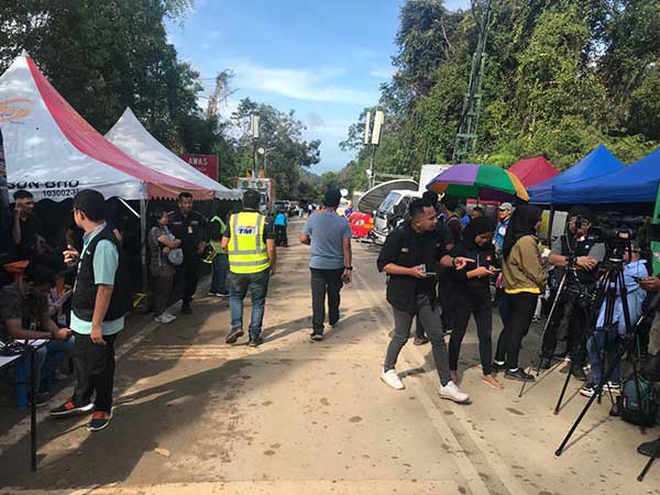 family 峇冬加里 露营地 土崩 Batang Kali