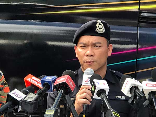 family 峇冬加里 露营地 土崩 Batang Kali