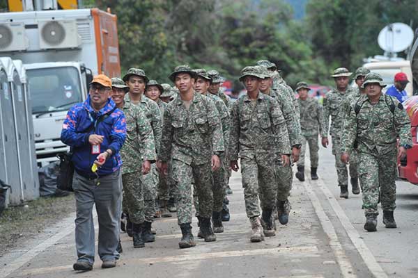 family 峇冬加里 露营地 土崩 Batang Kali