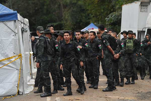 family 峇冬加里 露营地 土崩 Batang Kali