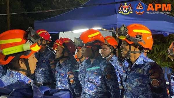 family 峇冬加里 露营地 土崩 Batang Kali