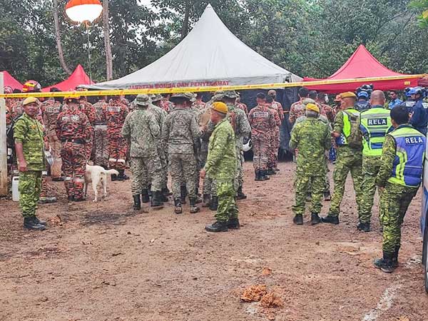 family 峇冬加里 露营地 土崩 Batang Kali
