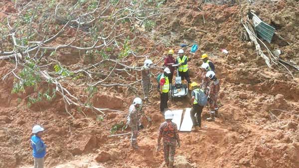 family 峇冬加里 露营地 土崩 Batang Kali