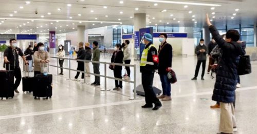 ◤全球大流行◢ 上海浦东机场 迎来首批免隔离入境旅客