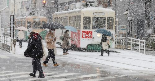 寒流袭日本 479航班取消 暴风雪造成最少3死
