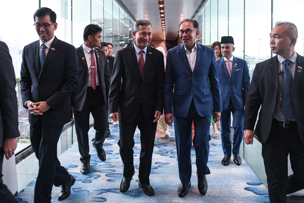 Anwar,Official visit,Singapore