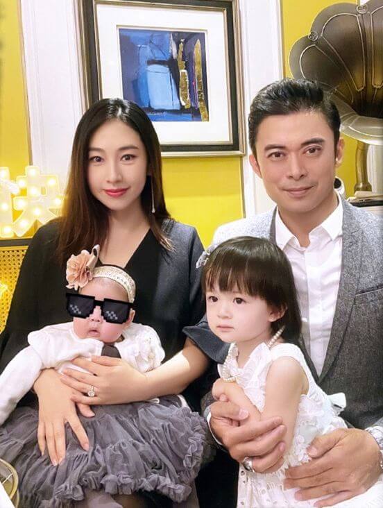 贾晓晨和樊少皇育有2女。