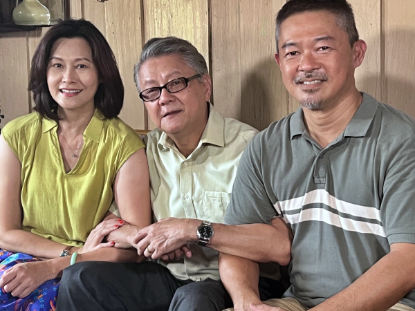 吕爱琼（左起）、王骏、张咏华有份参与《兴福茶室》。