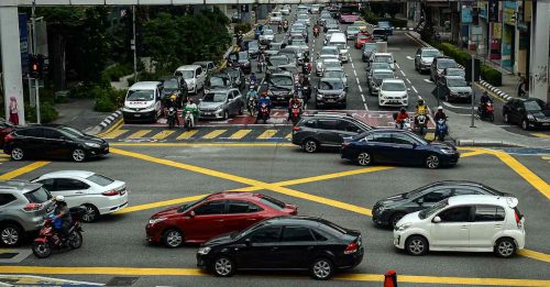 吉隆坡人1年驾车159小时 75小时耗在堵车