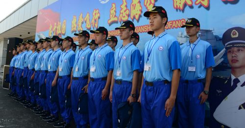 中国海军首次 面向地方大学生选拔飞行学员