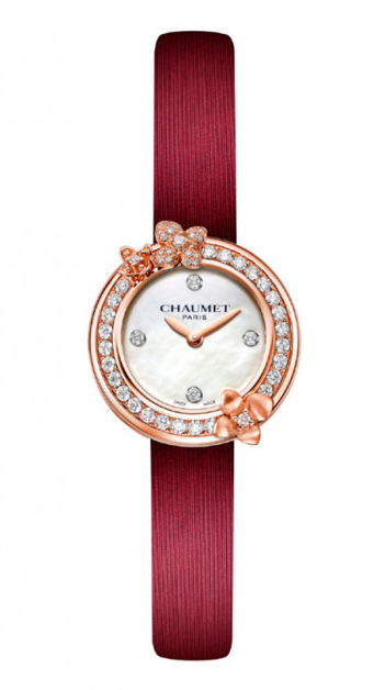 Chaumet Hortensia Eden 18K玫瑰金腕表，珍珠母贝表盘。