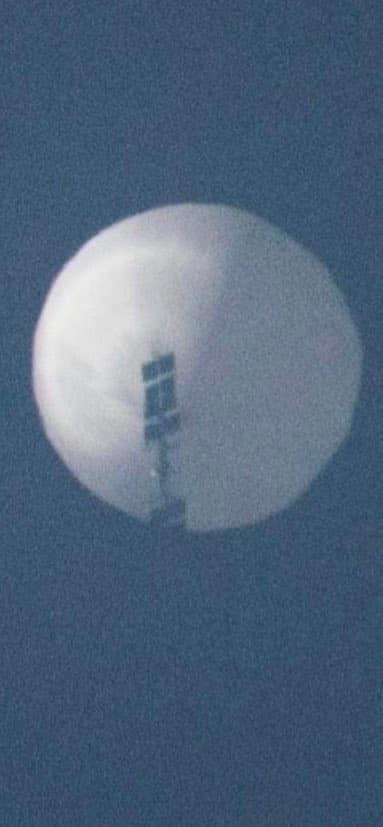 被击落之前的中国无人飞艇，美称为间谍气球。
