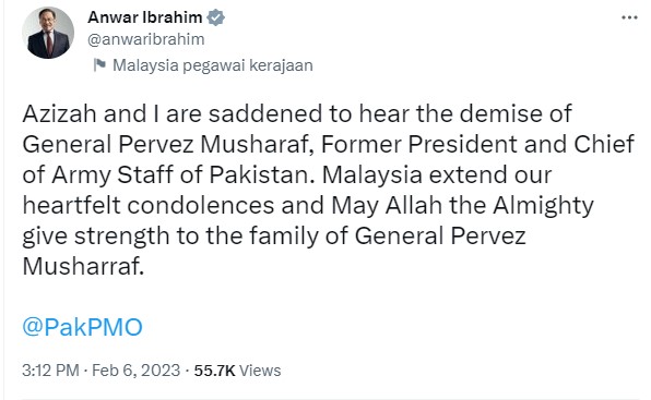 安华和旺阿兹莎透过推特，向穆沙拉夫家属致哀。