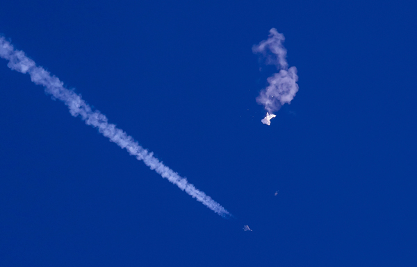 美国2月4日在南卡附近海域上空击落中国侦察气球。（美联社）