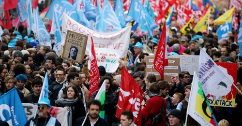 法国工会反对退休金改革 大罢工恐致多地瘫痪