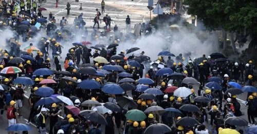 香港政总外冲突案审结 45人暴动罪成 最重囚逾5年
