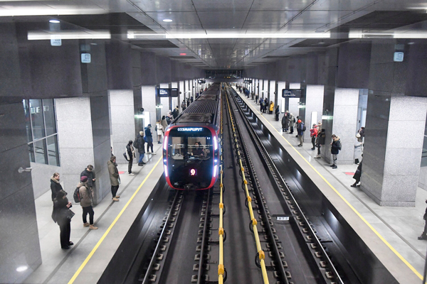 俄罗斯首都莫斯科地铁大环线全线通车仪式周三举行。（美联社）