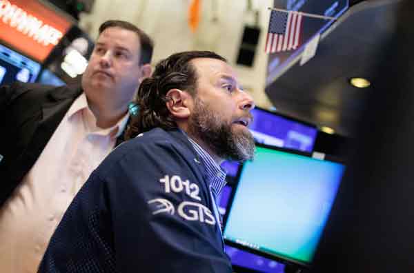 major,US,stock,indexes,fell