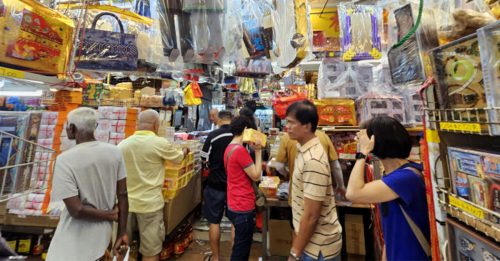 趁清明节生意旺 前员工潜神料店 偷走13万现金