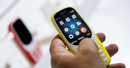 ◤科技新知◢“智障型手機”再掀流行！年輕人不用iPhone原因曝光