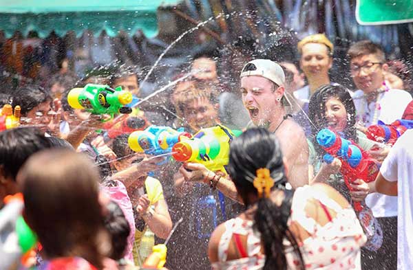 thailand Songkran 合艾 泰国 泼水节