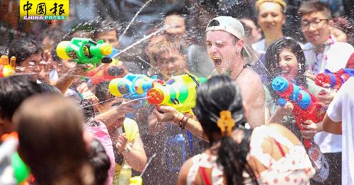 泰国旅游业者预估  泼水节有3万大马旅客到合艾