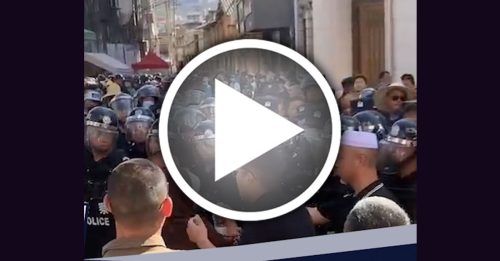穆斯林抗议清真寺中国化 云南爆警民冲突！