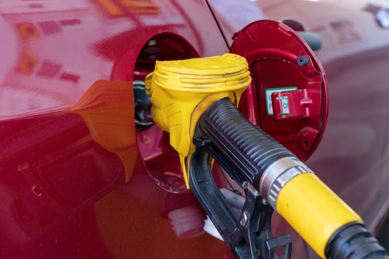 分析师预计，政府会在下半年逐步审视现有的燃油补贴机制。