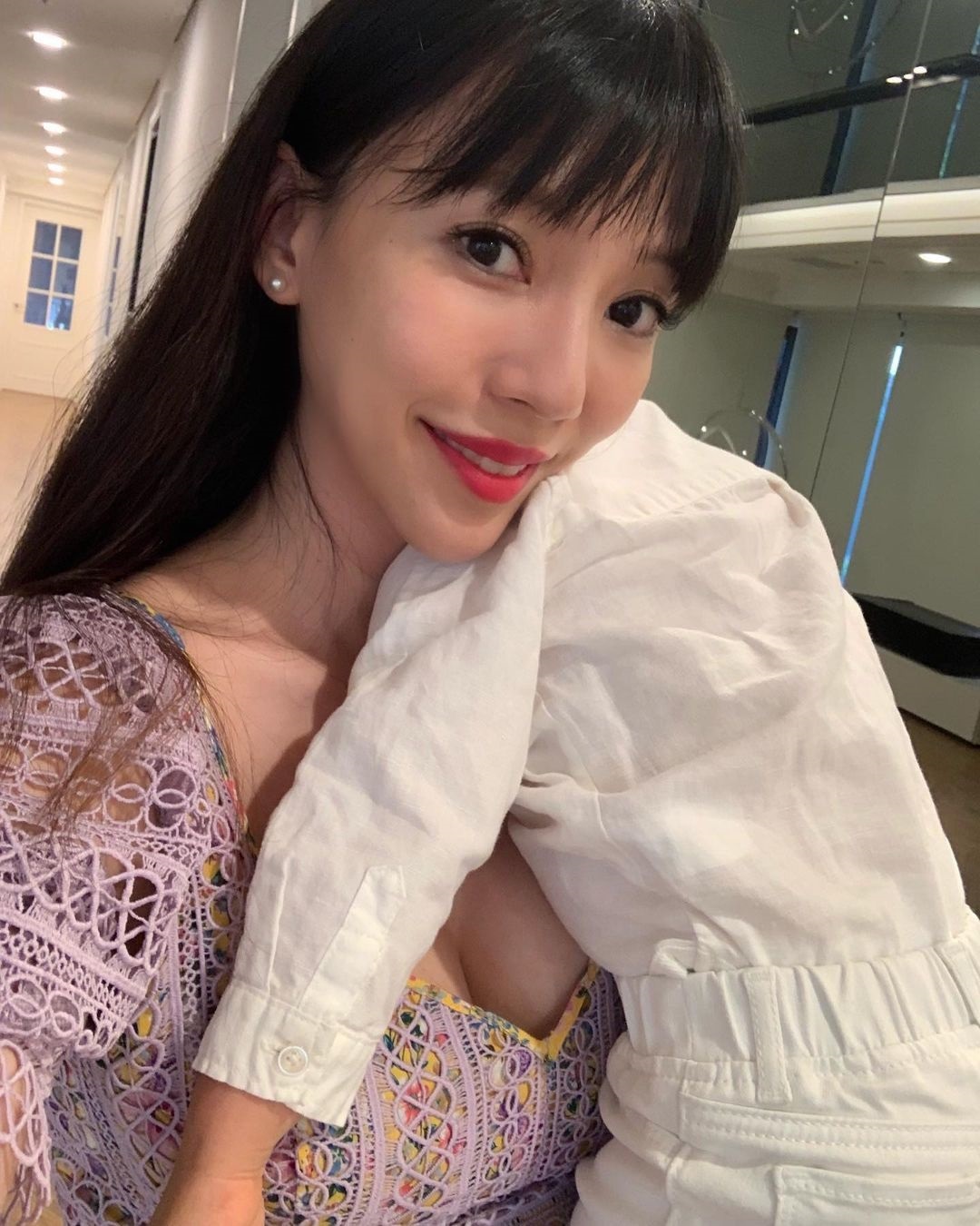 现身好友女儿生日趴李靓蕾1画面让她心疼| 中國報China Press