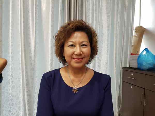 江瑞云：聘请女佣有好处及坏处，最重要是雇主要多加留意及观察她们的行为举止。