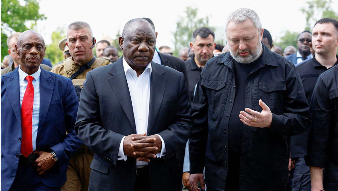 16日抵达基辅的非洲领袖。