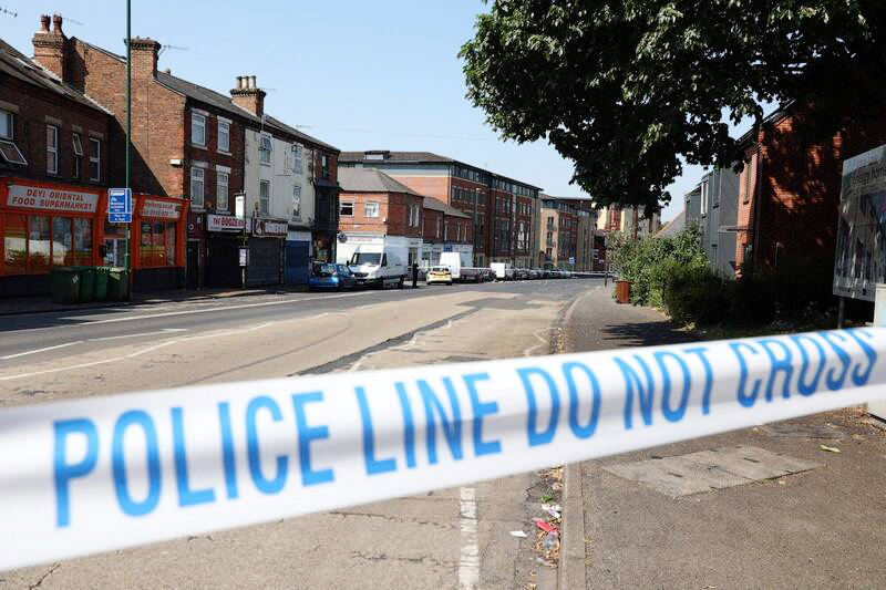 伦敦街头随机刺杀案2死 警捕2嫌犯 其中1人未成年