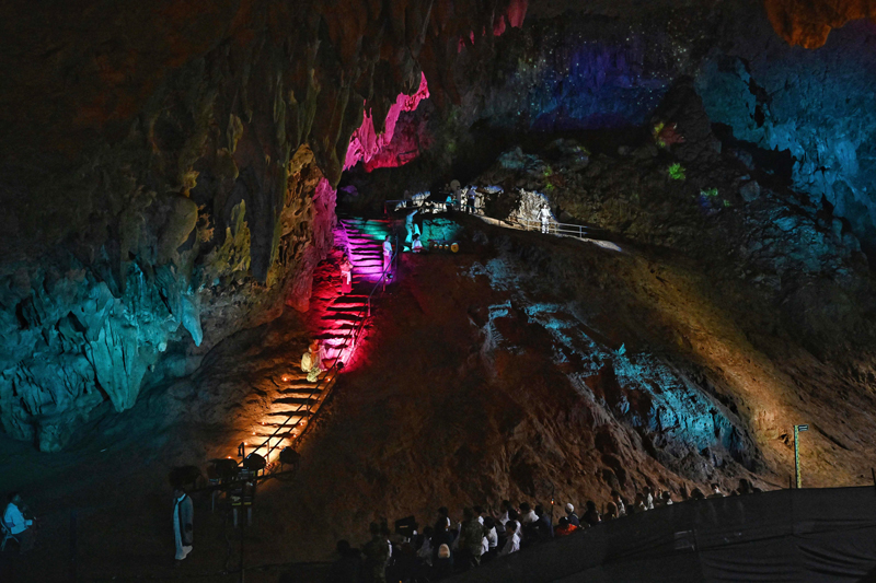 清莱“睡美人洞”重新开放 每天允400游客参观