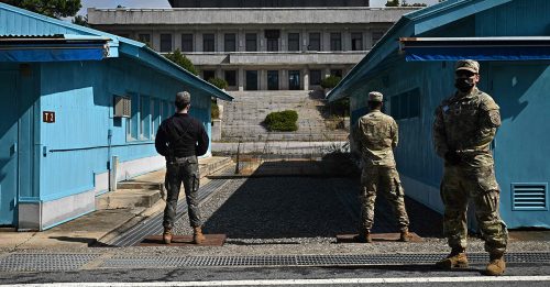 参观板门店跨越边界 休假美军遭朝鲜羁押