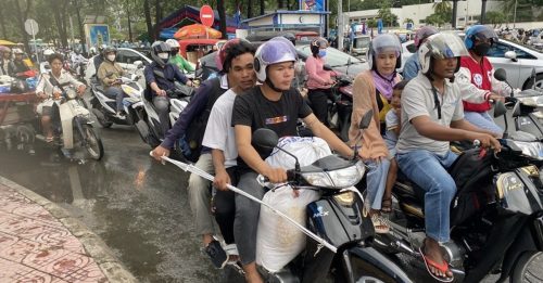 柬埔寨大选 金边掀起返乡潮