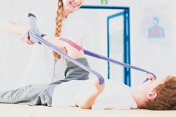 中风复健应该专注于已经取得的成果和进步。