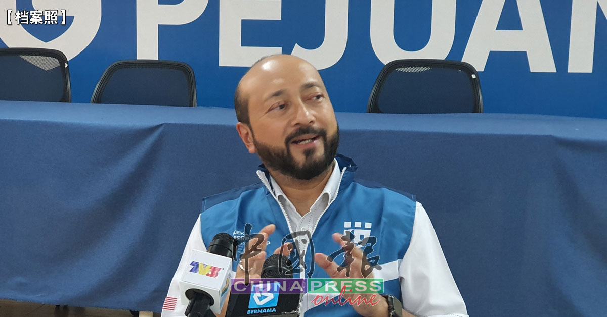 慕克里兹, Mukhriz,