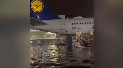 暴雨侵袭 德多趟航班取消 乘客滞留机场
