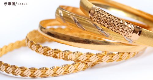 试戴金饰偷走金手镯 警迅速行动 捉鸳鸯贼