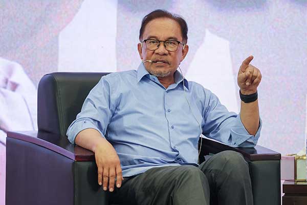Anwar Ibrahim 部长 昌明经济