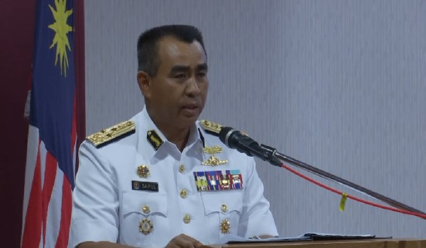 赛夫严厉谴责新加坡警察海岸警卫队进入大马水域的行为。