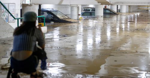 香港淹水與深圳排洪 保安局長：無直接關係