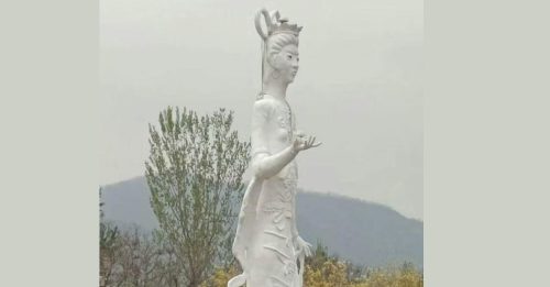 河南“仙子”雕像 “不忍直视”