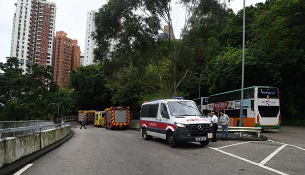 hongkong suicide 机师 自缢