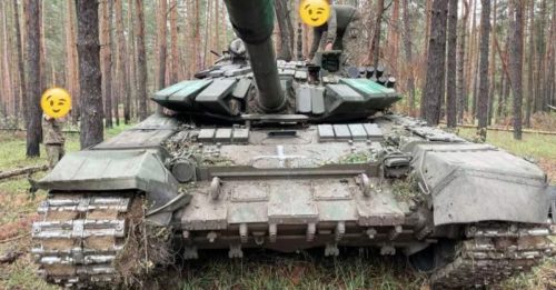 ◤俄乌战争一周年◢ 乌军缴获俄坦克 Call俄厂要求保修
