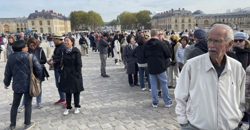 法凡尔赛宫又遭炸弹威胁 4天内2度疏散游客